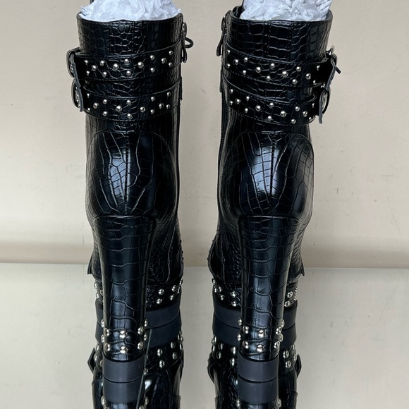 Azalea Wang Black Croc Studded Bootie - Picture 6 of 16